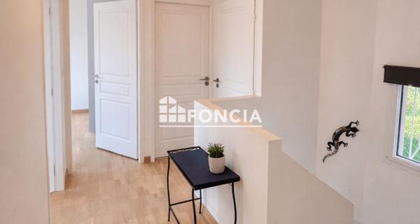 À vendre Maison 5 pièces 140 m² - Hyères 83400