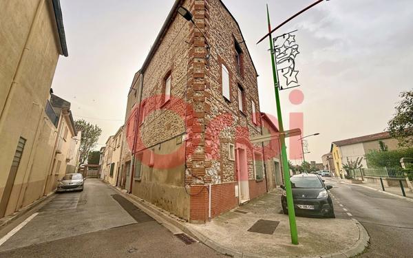 Maison à vendre    5 pièces •  Pia