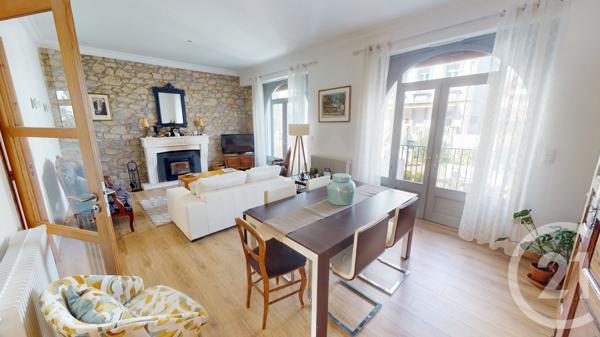 Maison à vendre  6 pièces - 140 m 2   DAX  - 40