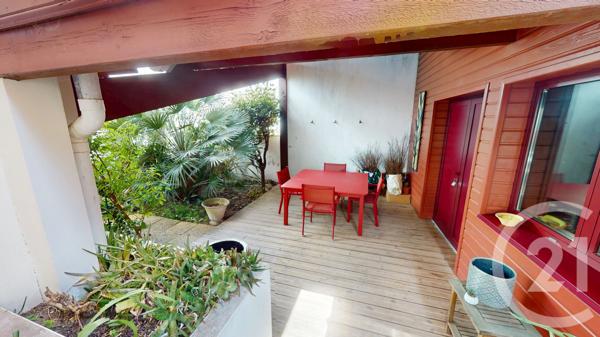 Maison à vendre  6 pièces - 140 m 2   DAX  - 40