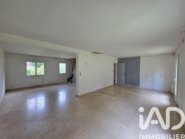 Maison à vendre 6 pièces 146 m² Saint-Cyr-en-Val