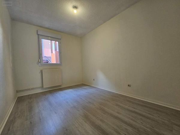 Appartement à louer à Saint-Laurent-sur-Saône dans l'Ain (01750), ref : 008/2379