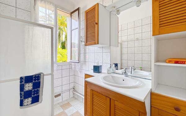 Maison à vendre    4 pièces • 35,52 m2 Fréjus