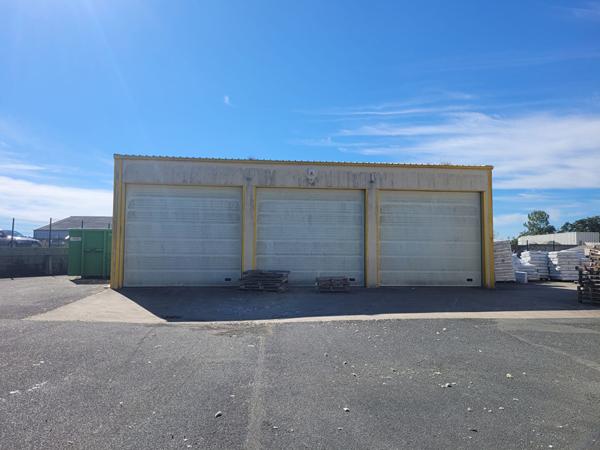 A VENDRE - Locaux d'activité d'environ 612 m² - ZA La Tignonnière, Aubigny-les-Clouzeaux (85)