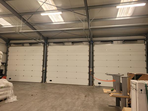 A VENDRE - Locaux d'activité d'environ 612 m² - ZA La Tignonnière, Aubigny-les-Clouzeaux (85)