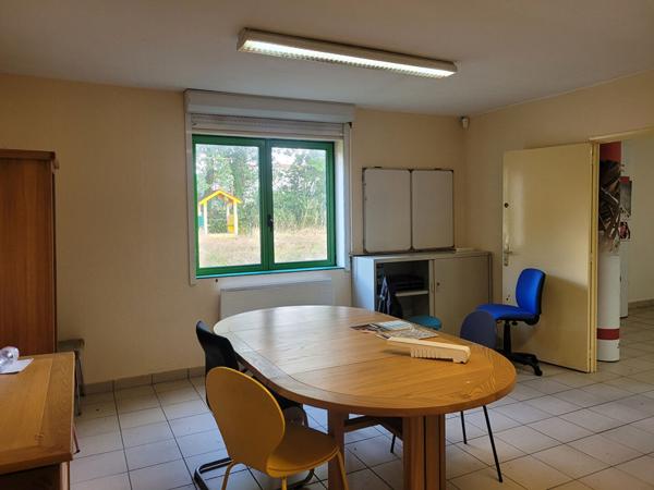 A VENDRE - Locaux d'activité d'environ 612 m² - ZA La Tignonnière, Aubigny-les-Clouzeaux (85)