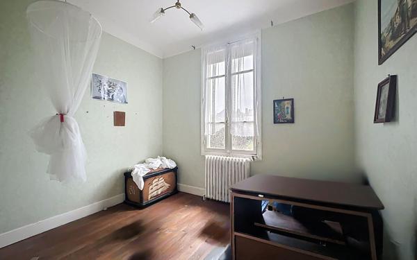 Maison à vendre    6 pièces •  Le Creusot