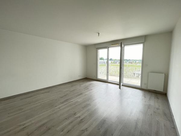 AVRILLE APPARTEMENT T3 AVEC TERRASSE,  
Avrille 49240