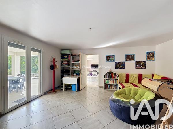 Maison à vendre 8 pièces 168 m² Collobrières