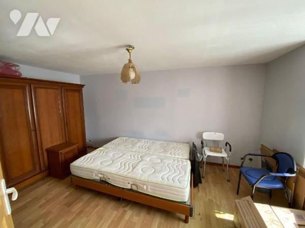 Maison à vendre à Plouha (22580) dans les Côtes-d'Armor (22)

À Plouha, maison en pierres d'u...