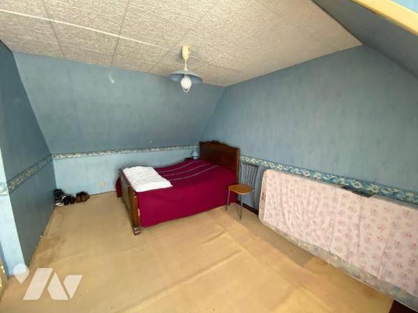 Maison à vendre à Plouha (22580) dans les Côtes-d'Armor (22)

À Plouha, maison en pierres d'u...