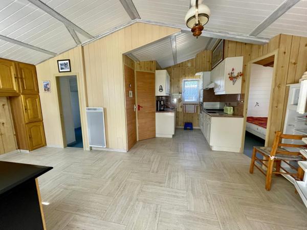 Terrain de loisir avec son chalet dans un PRL.