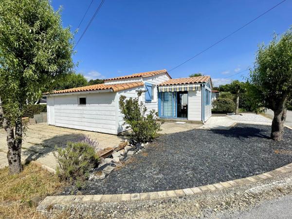 Terrain de loisir avec son chalet dans un PRL.