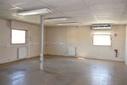 Local Commercial
         5 pièces
        - 600 m²