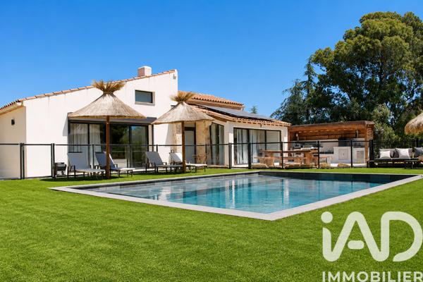 Maison à vendre 7 pièces 270 m² La Cadière-d'Azur