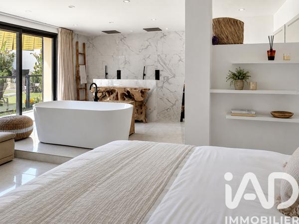 Maison à vendre 7 pièces 270 m² La Cadière-d'Azur