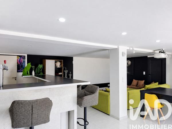 Maison à vendre 7 pièces 270 m² La Cadière-d'Azur