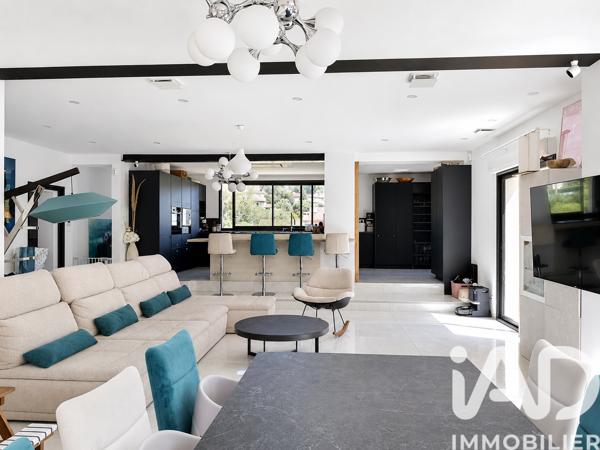 Maison à vendre 7 pièces 270 m² La Cadière-d'Azur