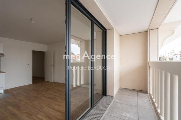 Appartement à SAINT-MAUR-DES-FOSSES, 94100 - 2 pièces 49m²