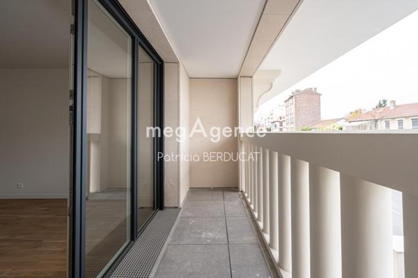 Appartement à SAINT-MAUR-DES-FOSSES, 94100 - 2 pièces 49m²