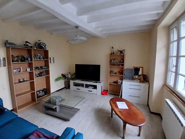 MAISON 7 PIECES 132 M2 LA CROPTE