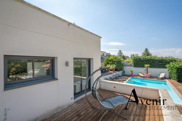 LIMONEST - MAISON D'EXCEPTION - 250m2 - 4 CHAMBRES - Piscine Limonest LIMONEST - MAISON D'EXCEPTION - 250m2 - 4 CHAMBRES - Piscine Limonest
