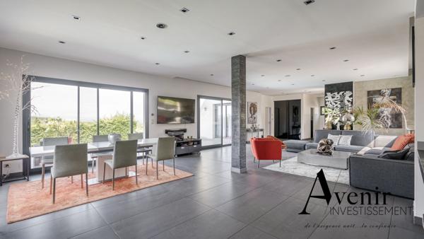 LIMONEST - MAISON D'EXCEPTION - 250m2 - 4 CHAMBRES - Piscine Limonest LIMONEST - MAISON D'EXCEPTION - 250m2 - 4 CHAMBRES - Piscine Limonest