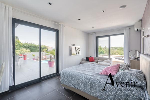 LIMONEST - MAISON D'EXCEPTION - 250m2 - 4 CHAMBRES - Piscine Limonest LIMONEST - MAISON D'EXCEPTION - 250m2 - 4 CHAMBRES - Piscine Limonest