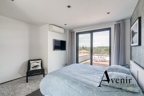 LIMONEST - MAISON D'EXCEPTION - 250m2 - 4 CHAMBRES - Piscine Limonest LIMONEST - MAISON D'EXCEPTION - 250m2 - 4 CHAMBRES - Piscine Limonest