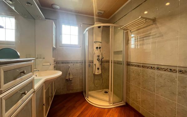 Maison à vendre    5 pièces •  Alençon