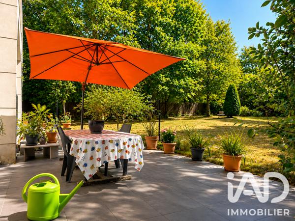 Maison à vendre 6 pièces 239,75 m² Dourdan