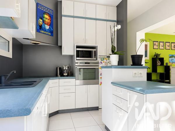 Maison à vendre 6 pièces 239,75 m² Dourdan