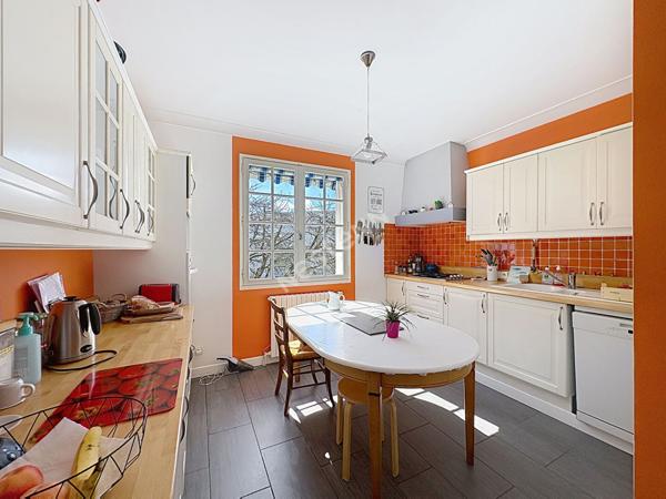 Maison Orvault 8 pièce(s) 175 m2 / 6 chambres / jardin sud / garage