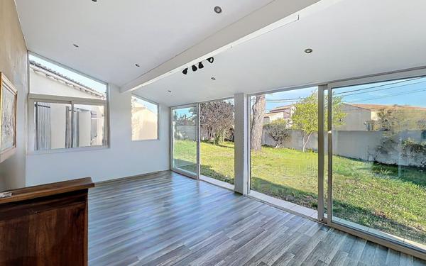Maison à vendre    6 pièces •  Clarensac