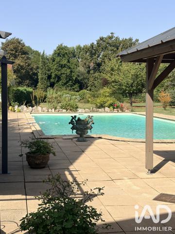 Maison à vendre 9 pièces 285 m² Mont
