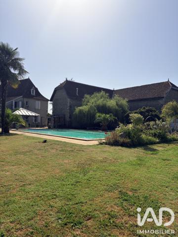 Maison à vendre 9 pièces 285 m² Mont