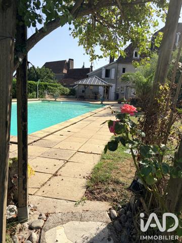 Maison à vendre 9 pièces 285 m² Mont