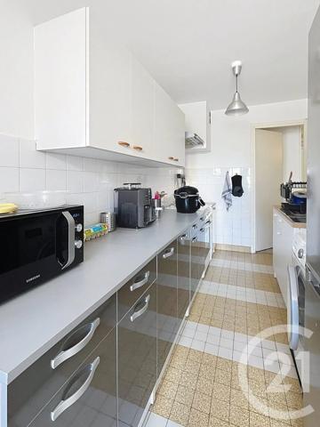 Immeuble à vendre  145 m 2   CLERMONT FERRAND  - 63