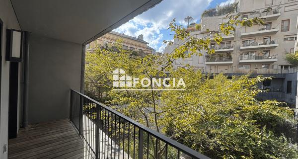 Location Studio 31.81 m² - Paris 75017
