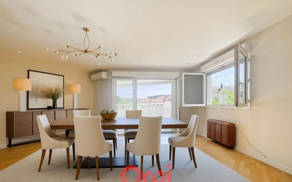 Appartement à vendre    3 pièces • 83 m2 Lyon 3