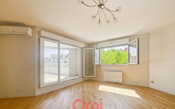 Appartement à vendre    3 pièces • 83 m2 Lyon 3