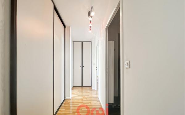 Appartement à vendre    3 pièces • 83 m2 Lyon 3