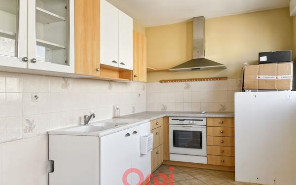 Appartement à vendre    3 pièces • 83 m2 Lyon 3