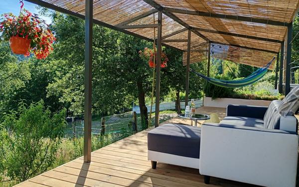 Maison à vendre    2 pièces •  Concoules