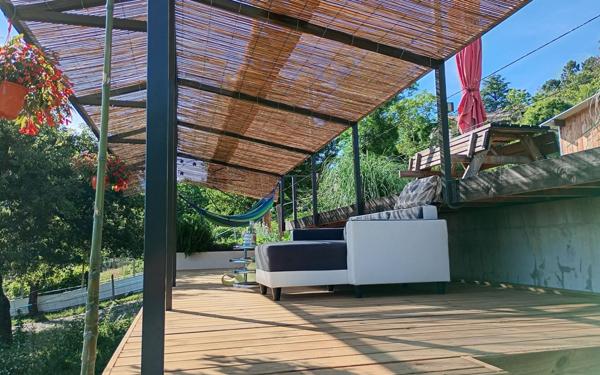 Maison à vendre    2 pièces •  Concoules