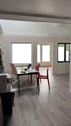 MURS COMMERCIAUX 356 M²