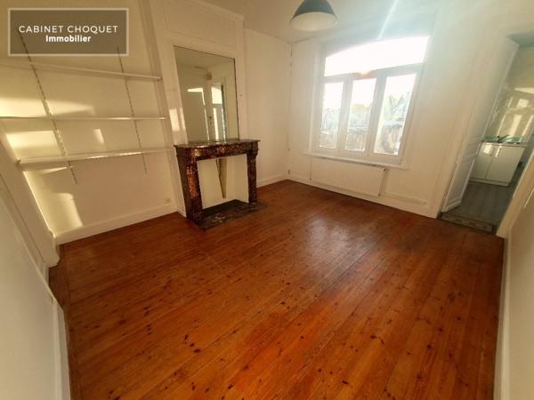 APPARTEMENT T2 A LOUER - LILLE LISIERE CENTRE - 54.5 m 2 - 699 € charges comprises par mois
