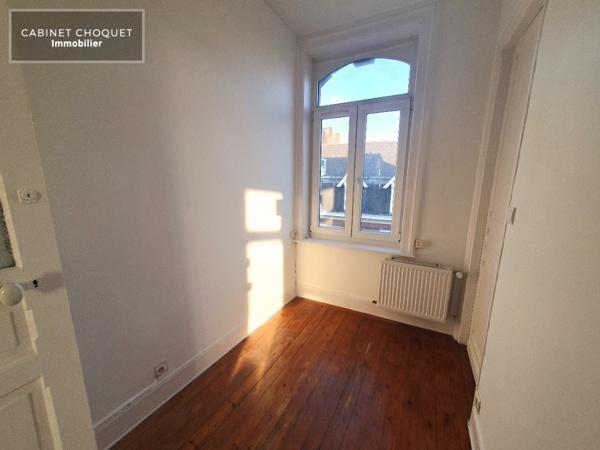 APPARTEMENT T2 A LOUER - LILLE LISIERE CENTRE - 54.5 m 2 - 699 € charges comprises par mois