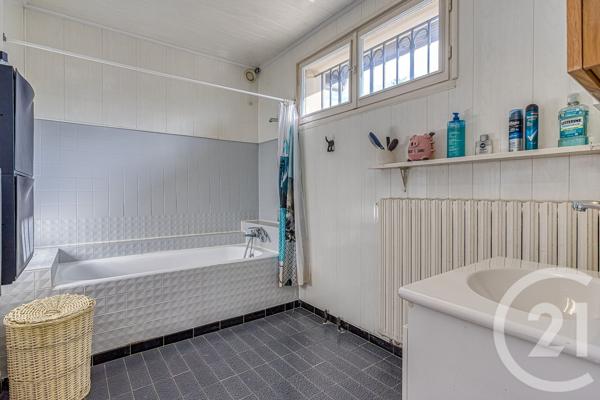 Maison à vendre  5 pièces - 119,27 m2 RUMILLY - 74