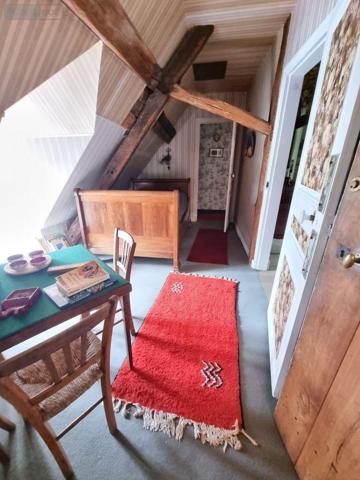 Maison de ville à vendre à Neuvy-Saint-Sépulchre dans l'Indre (36230), ref : CG/297